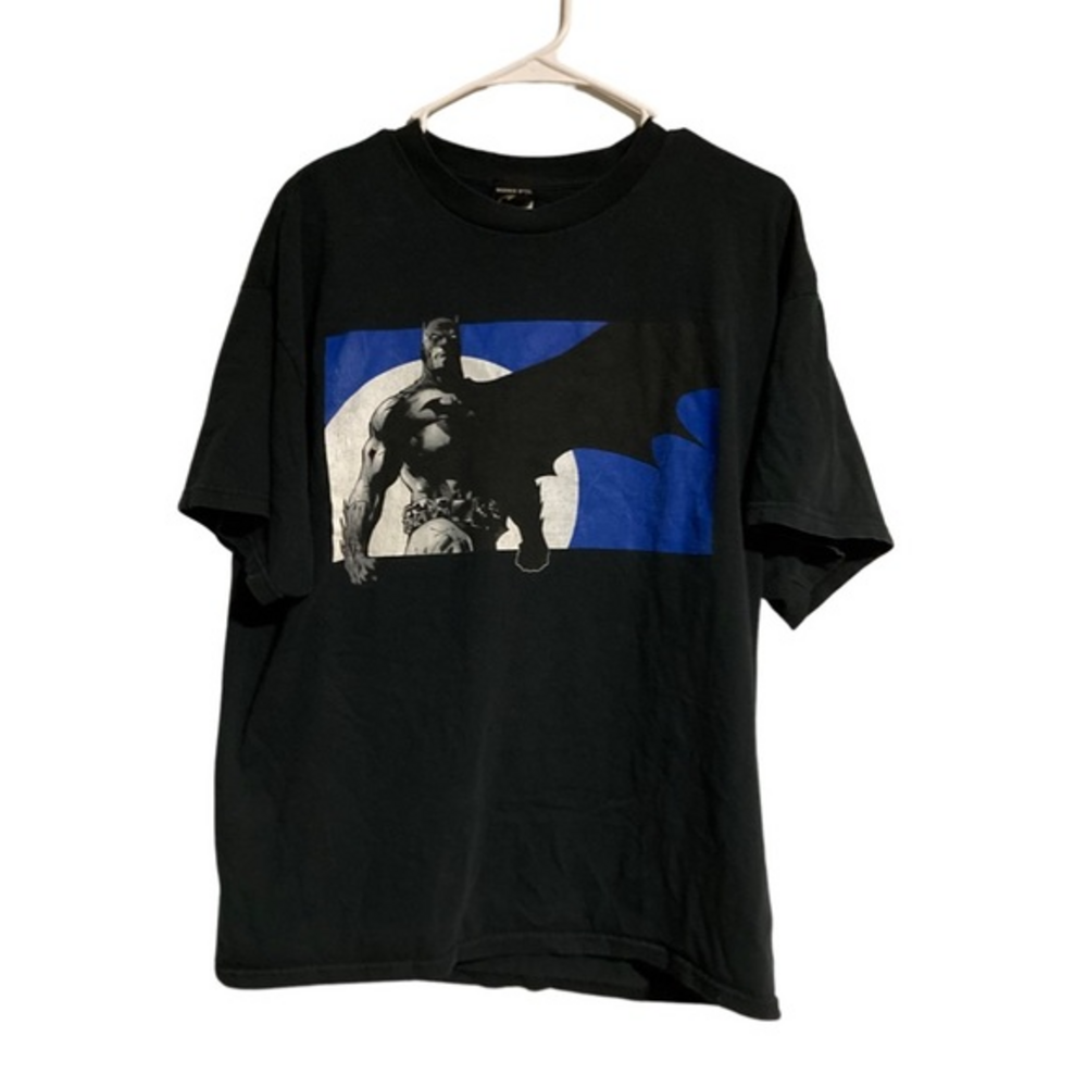 Warner Bros Batman vintage 2002 tshirt